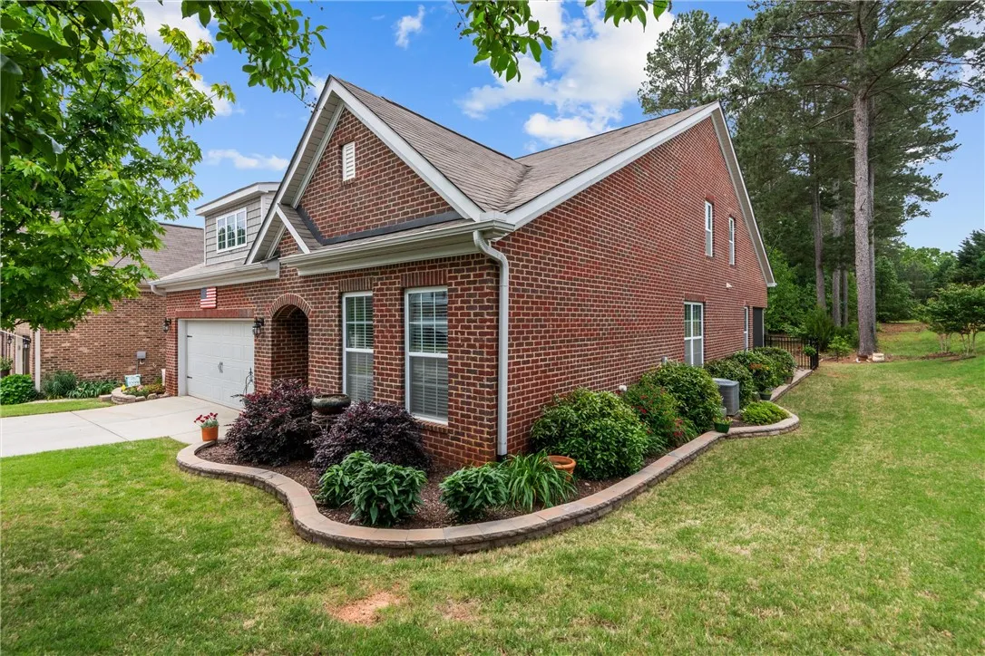 Property image 3 at 100 Golden Eagle Lane, Anderson, SC 29621