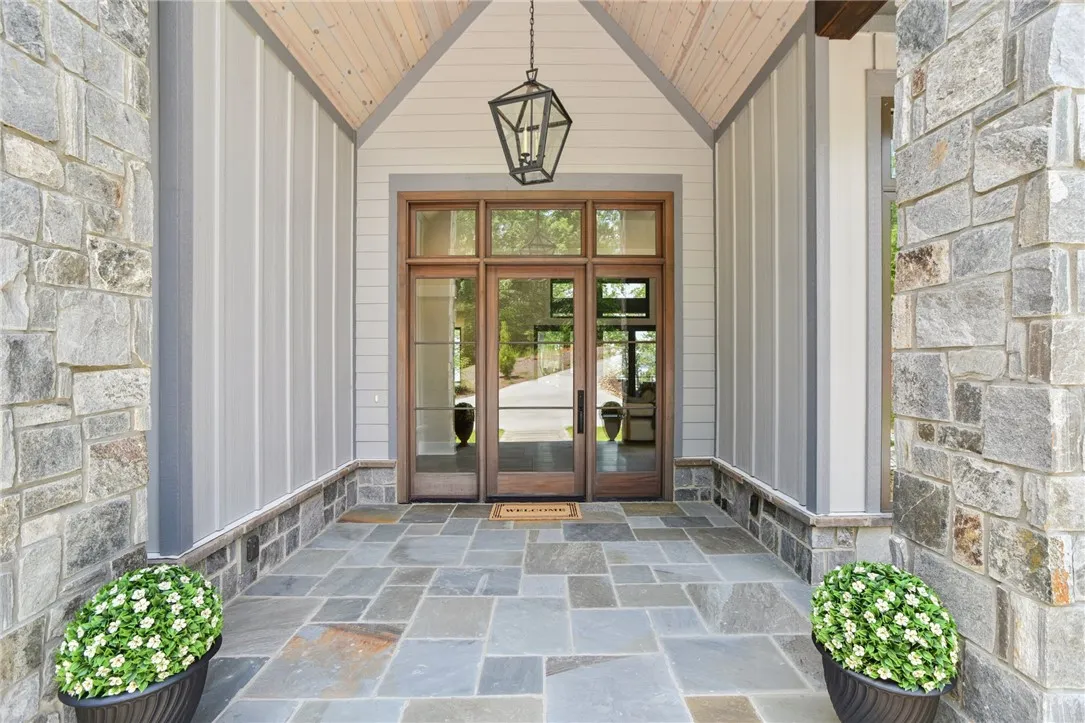 Property image 4 at 221 Hermitage Drive, Six Mile, SC 29682