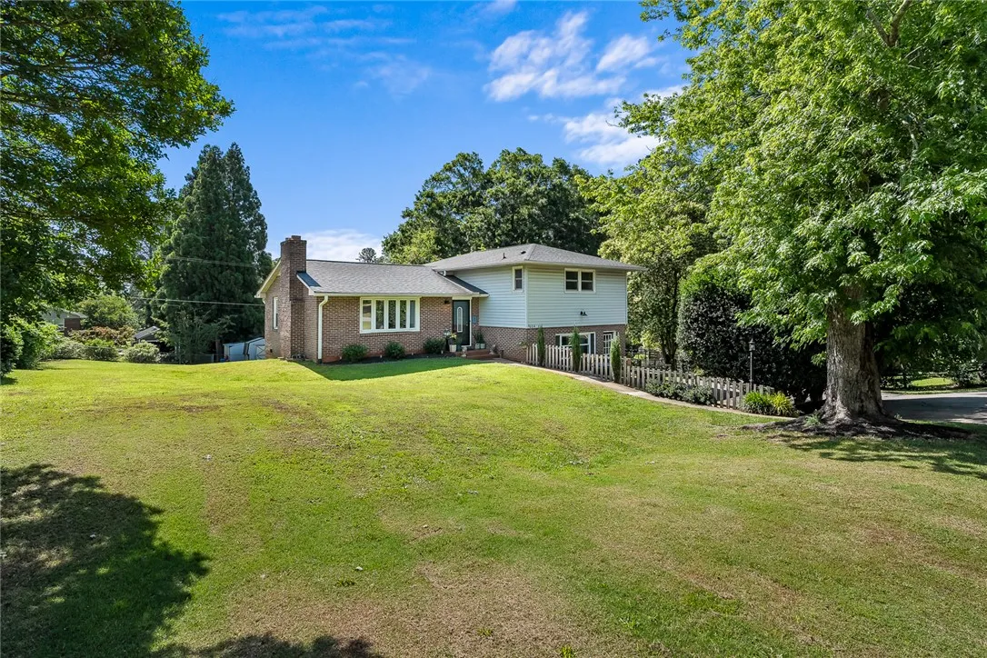 604 Concord Avenue