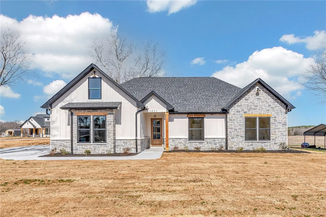 Hammond Heights, Anderson Community