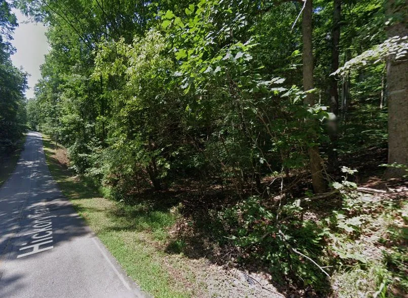 504 Hickory Trail
