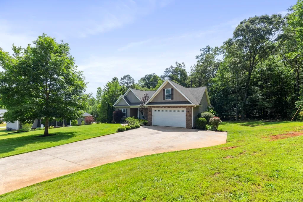 Property image 4 at 6352 Valley Farm Road, Seneca, SC 29678