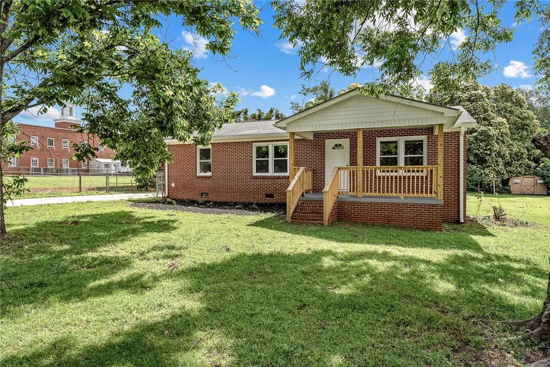 Property image 4 at 3401 Comanche Street, Anderson, SC 29626