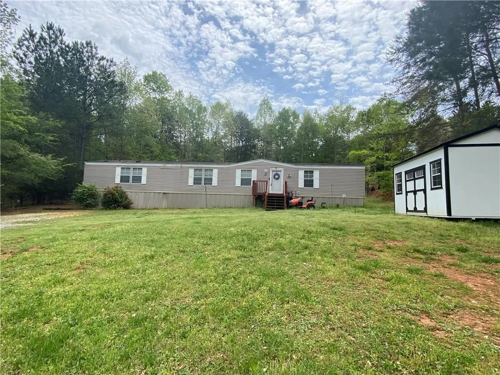 102 Cortland Lane