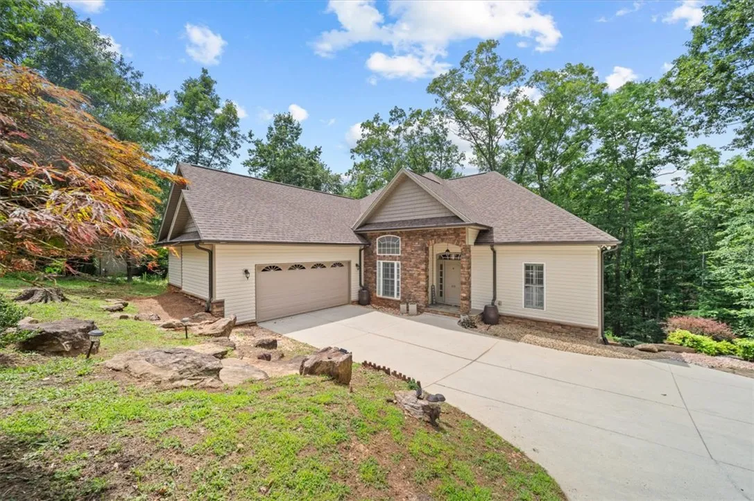 Property image 2 at 213 Redbud Street, Seneca, SC 29672