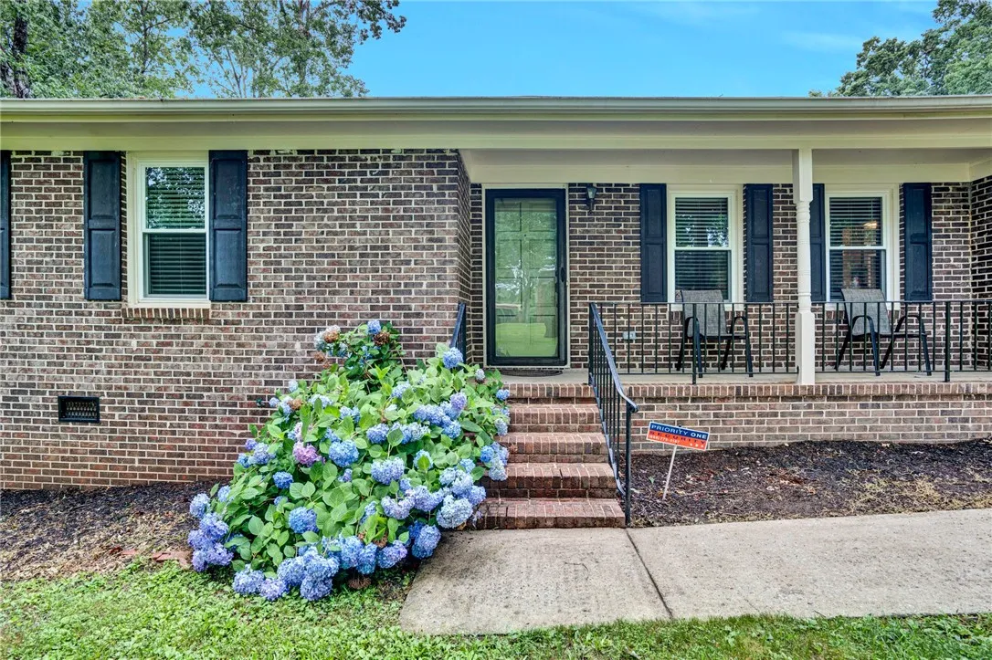 Property image 4 at 125 White Oak Drive, Easley, SC 29642