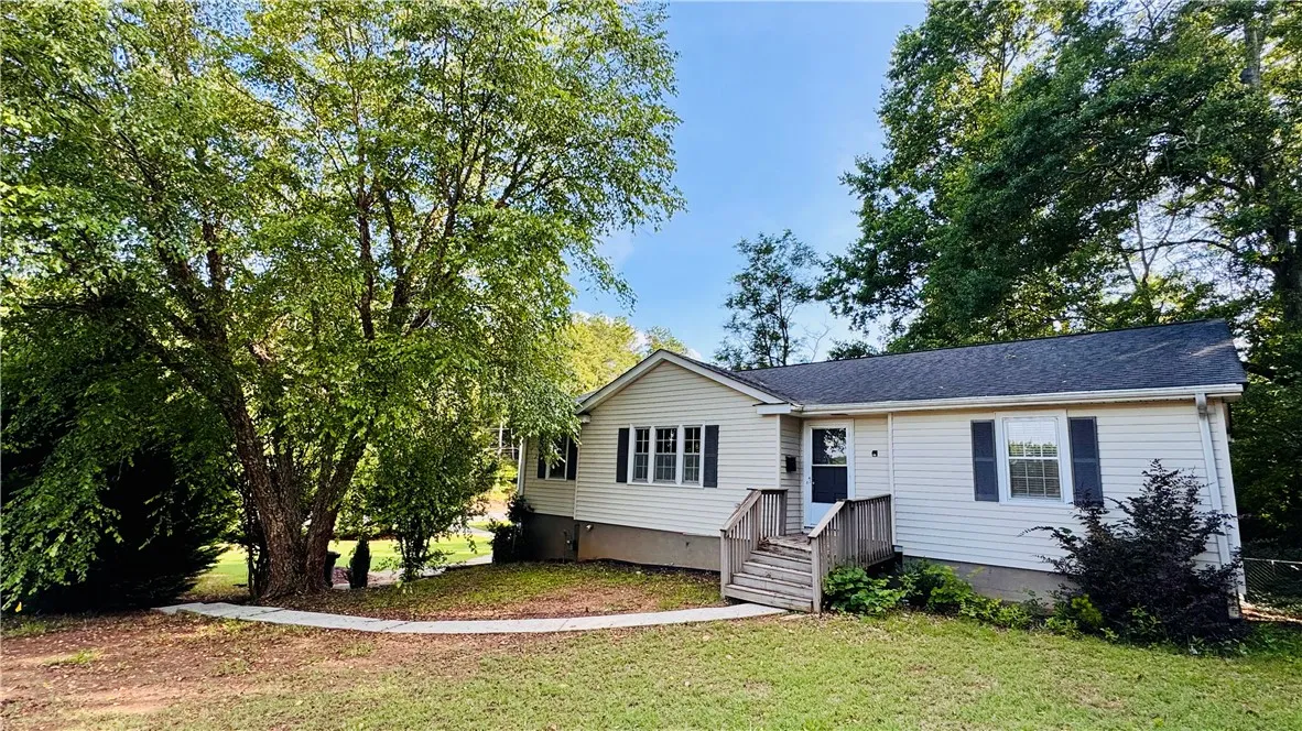 3008 Bellview Road