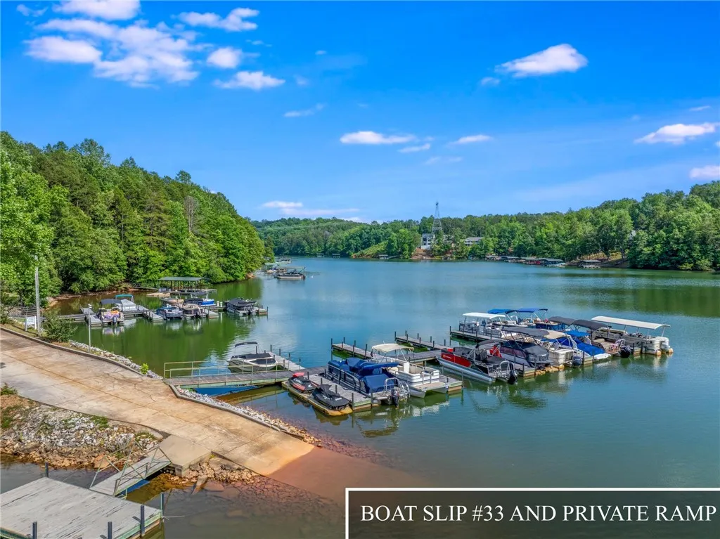 Property image 3 at 163 W Waters Edge Lane, West Union, SC 29696