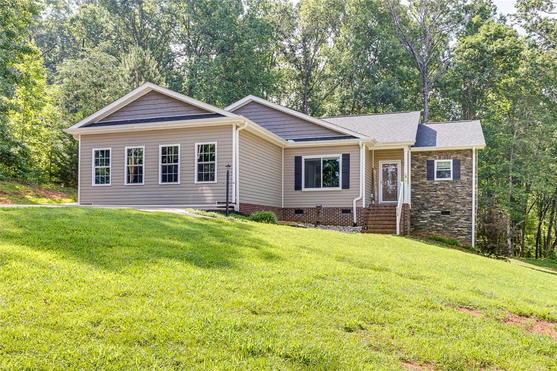 Property image 2 at 5120 Sunset Ridge, Easley, SC 29642