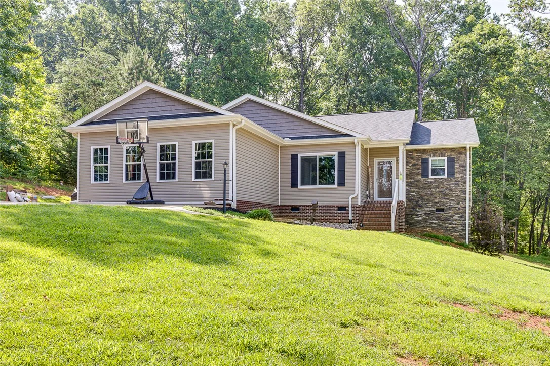 Property image 3 at 5120 Sunset Ridge, Easley, SC 29642