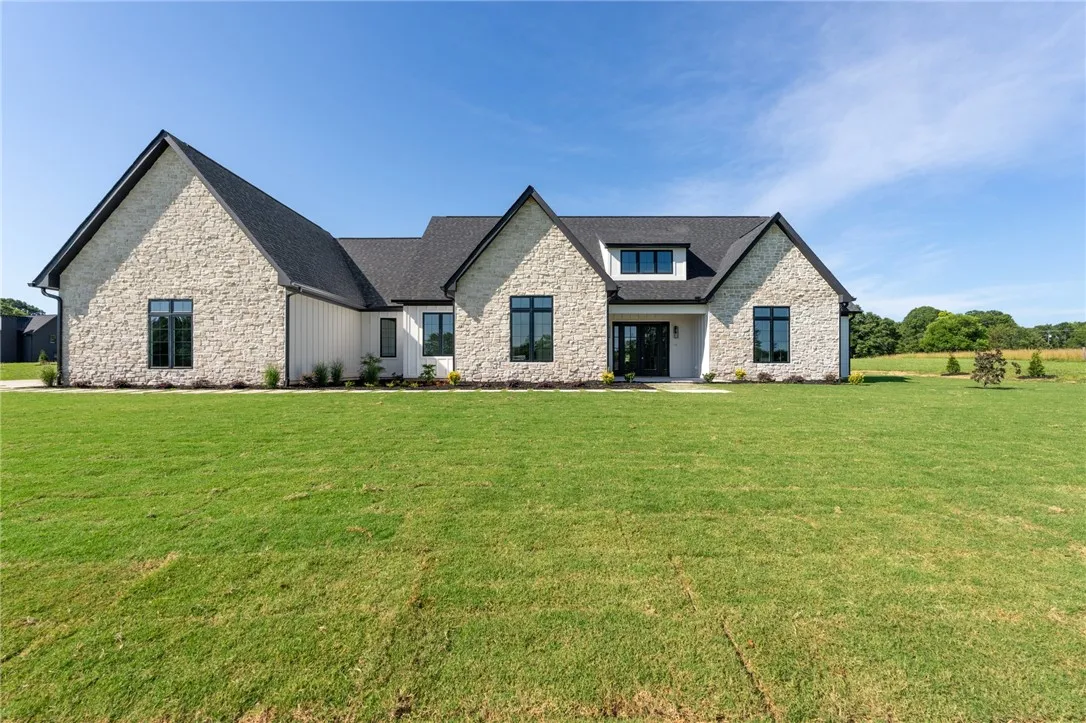 Property image 2 at 742 Garrison Road, Pelzer, SC 29669
