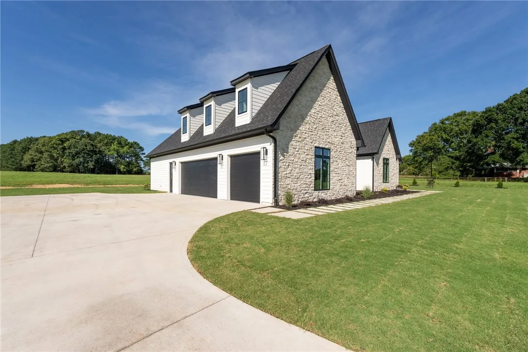 Property image 3 at 742 Garrison Road, Pelzer, SC 29669