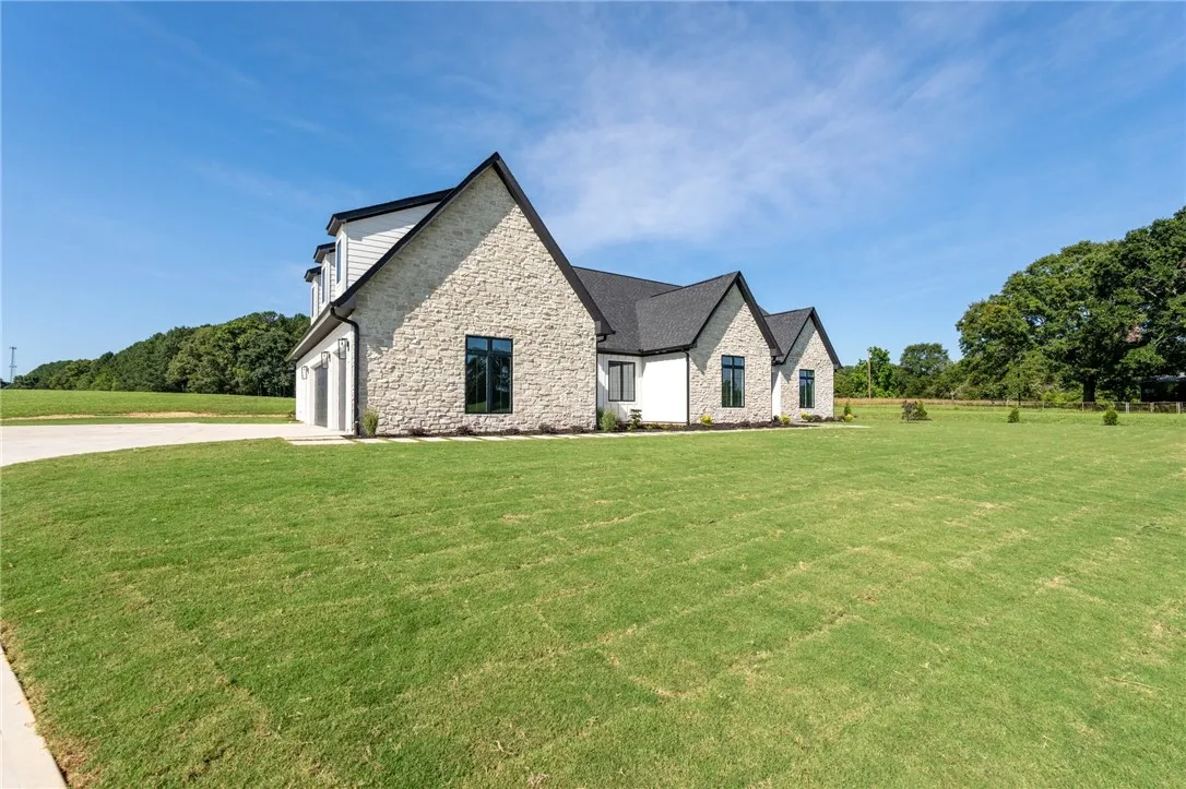 Property image 4 at 742 Garrison Road, Pelzer, SC 29669