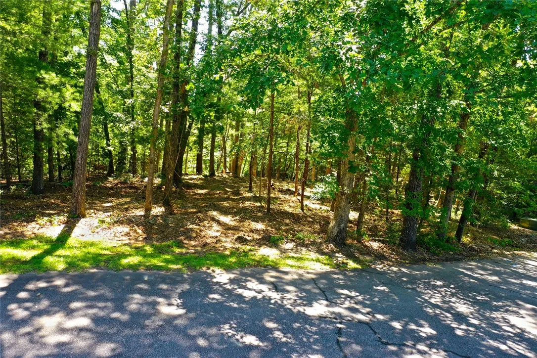 Lot 19 Keowee Bay