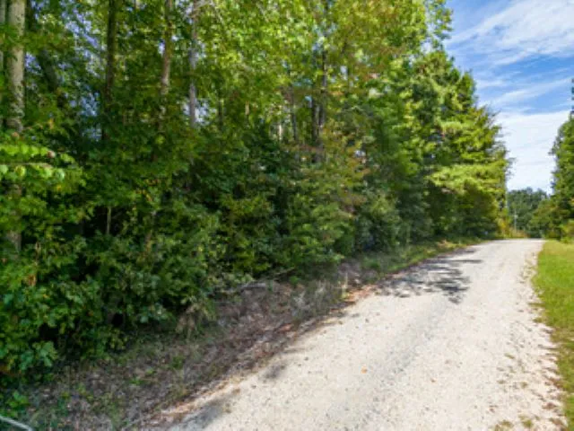 209 N Lakeside Drive