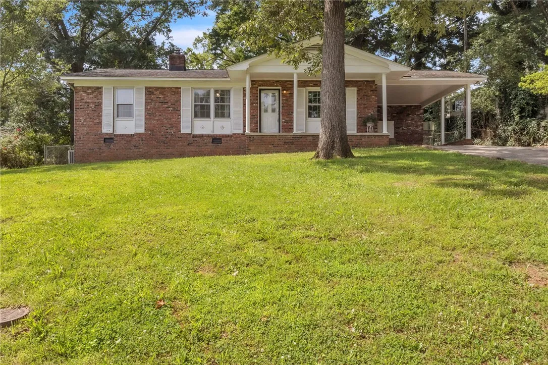 Property image 2 at 6 Kathryan Circle, Greenville, SC 29605
