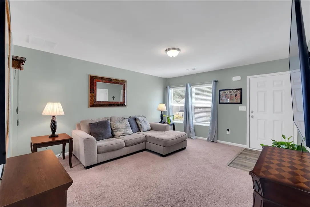 Property image 5 at 131 Colonial Walk, Pickens, SC 29671