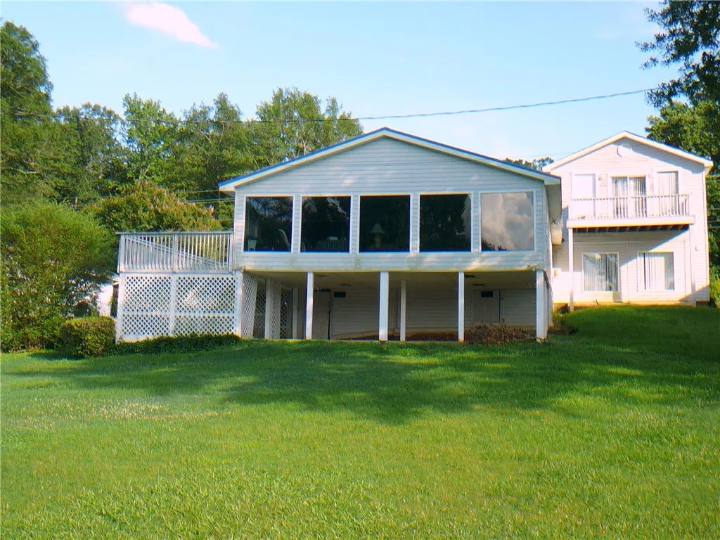 2213 Broadway Lake Road
