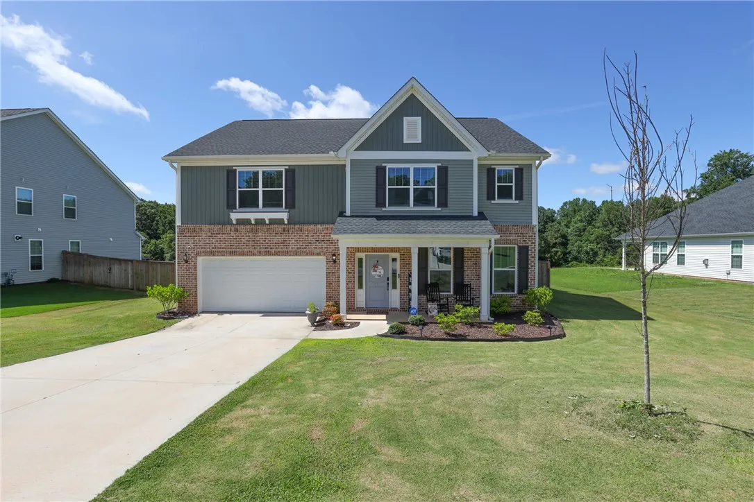 761 Oak Hill Lane