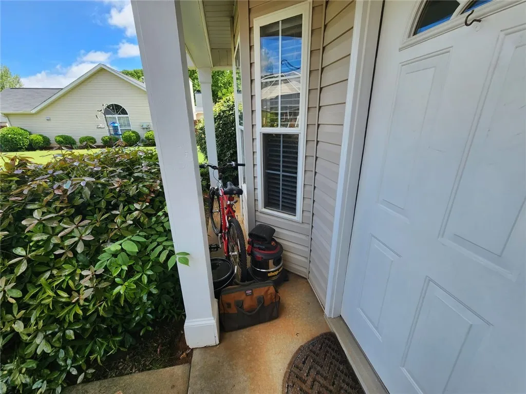 Property image 4 at 401 Crestridge Drive, Simpsonville, SC 29681