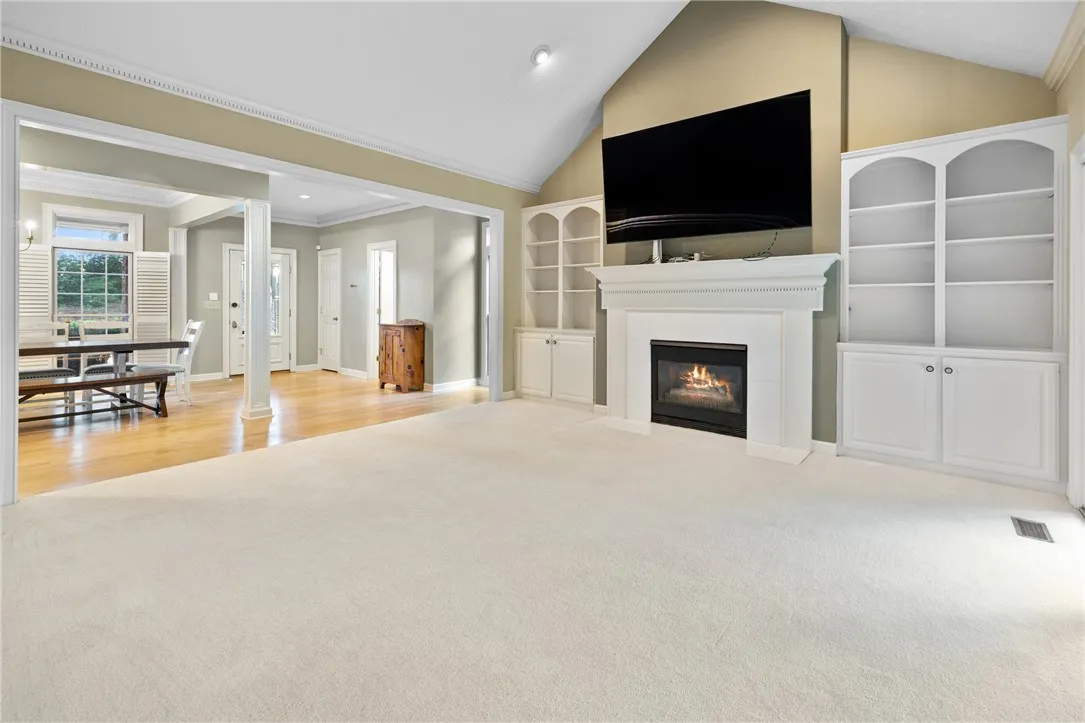Property image 2 at 1029 Cross Creek Drive, Seneca, SC 29678