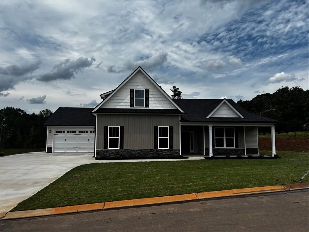 102 Hinton Farms Drive