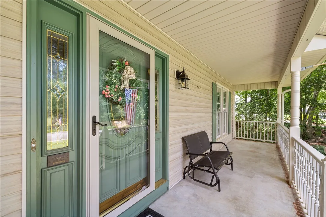 Property image 3 at 15067 Beacon Ridge Drive, Seneca, SC 29678