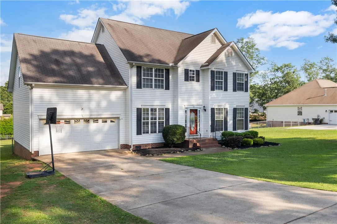 Property image 2 at 502 Blume Road, Anderson, SC 29625