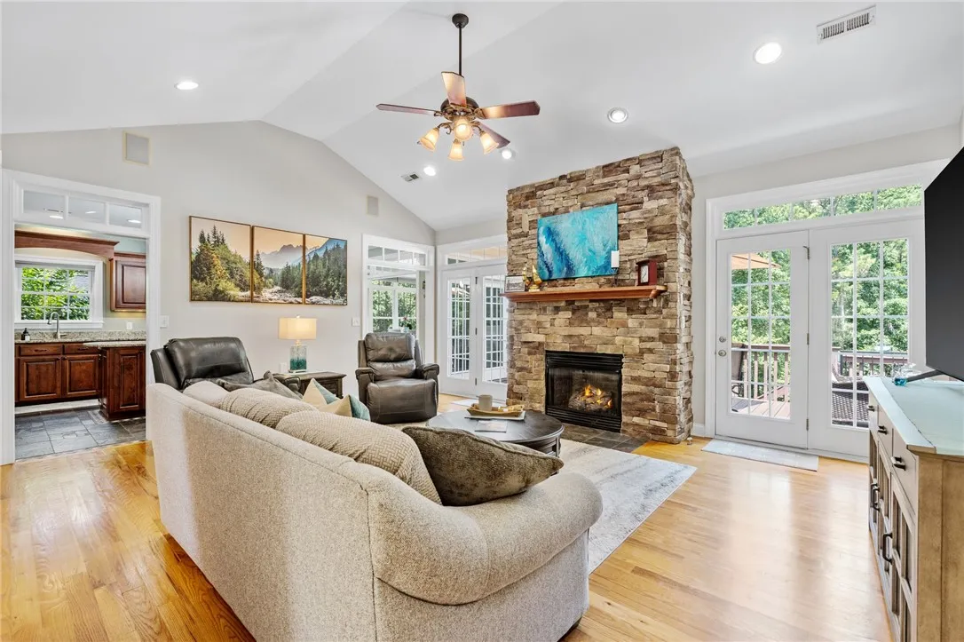 Property image 4 at 220 Thomas Welborn Road, Anderson, SC 29625