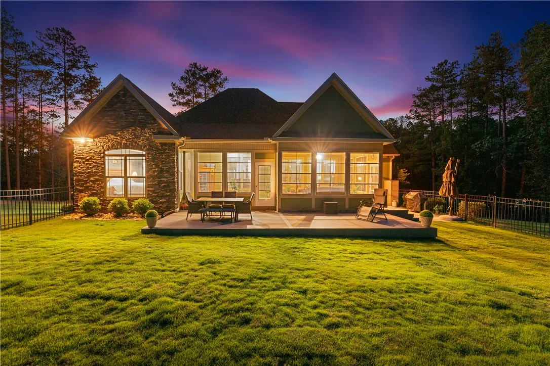 Property image 3 at 806 Gate View Court, Seneca, SC 29672