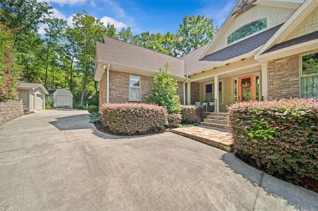 Property image 3 at 316 Mountain Laurel Drive, Salem, SC 29676