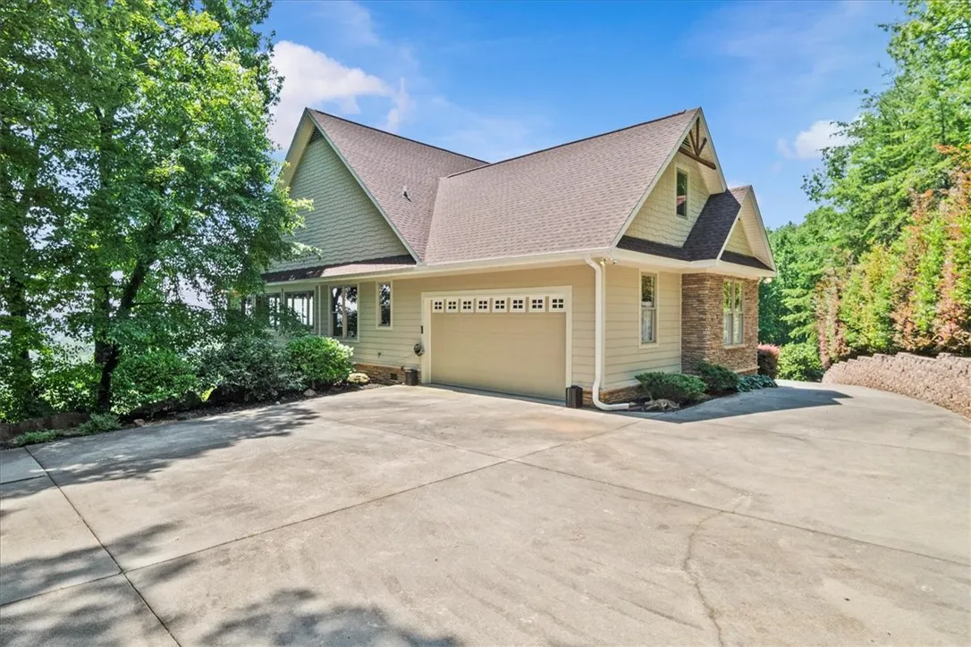 Property image 5 at 316 Mountain Laurel Drive, Salem, SC 29676
