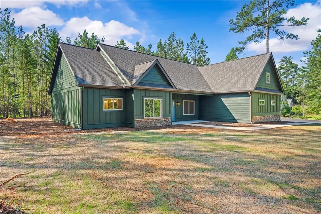 Property image 3 at 915 Coachmans Trail, West Union, SC 29696