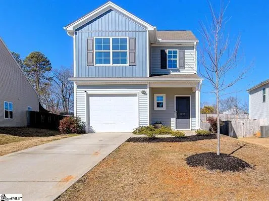 Lexington Place, Lyman Community