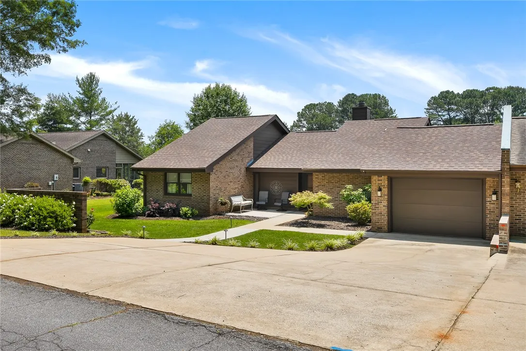 Property image 4 at 122 Downs Boulevard, Clemson, SC 29631