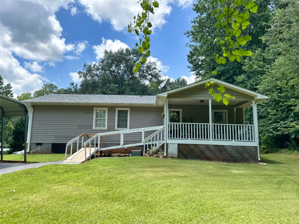 Property image 2 at 125 Cannie Court, Seneca, SC 29672