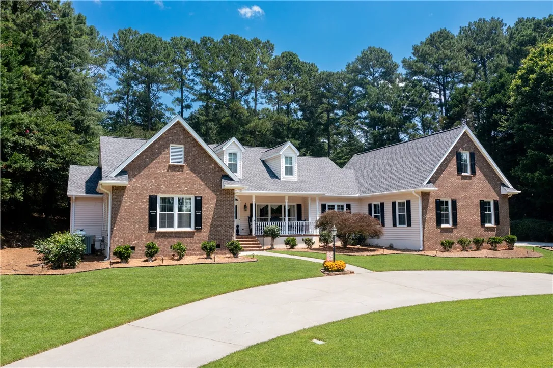Property image 2 at 308 Amethyst Way, Seneca, SC 29672