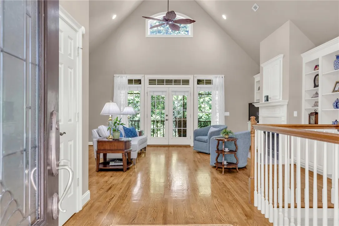 Property image 3 at 112 Walnut Creek Way, Greenville, SC 29611