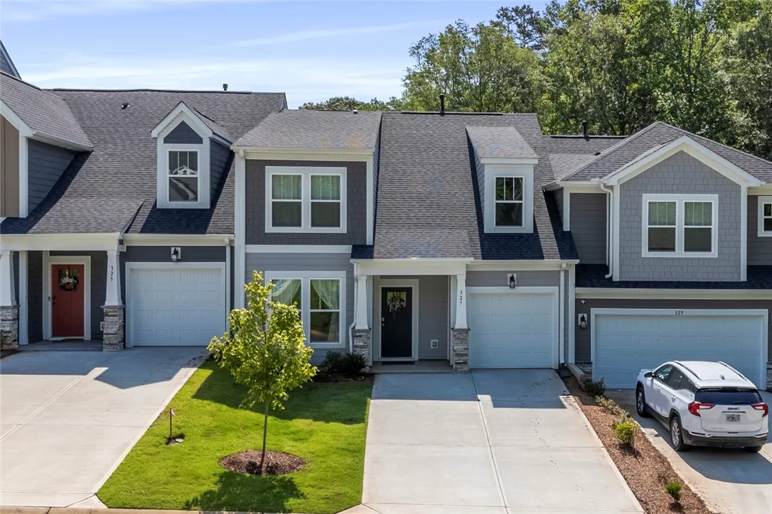 Property image 2 at 327 Grange Valley Lane, Central, SC 29630