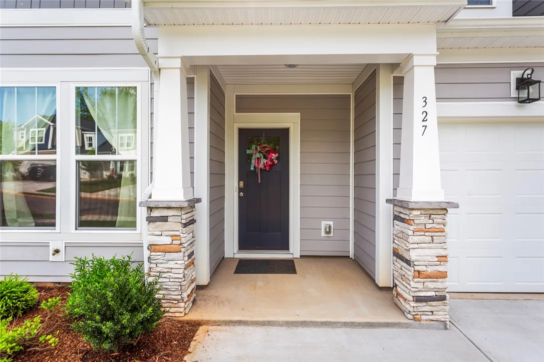 Property image 3 at 327 Grange Valley Lane, Central, SC 29630