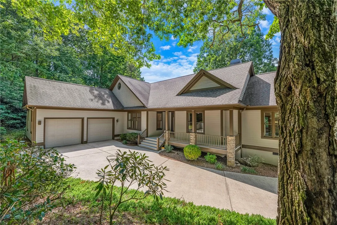 Property image 2 at 1 Northstar Lane, Landrum, SC 29356