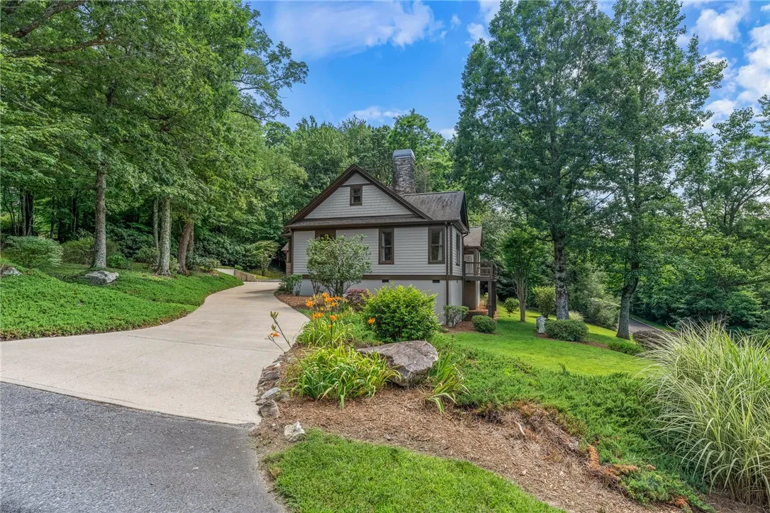 Property image 4 at 1 Northstar Lane, Landrum, SC 29356
