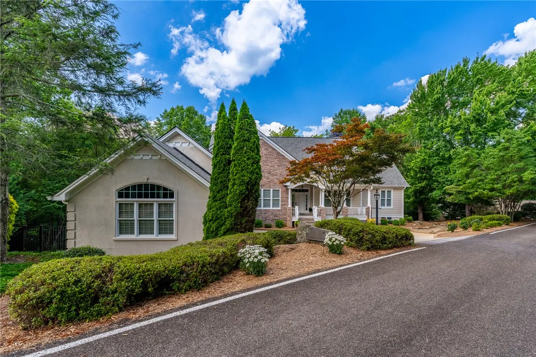 Property image 2 at 3 Soft Breeze Court, Landrum, SC 29356