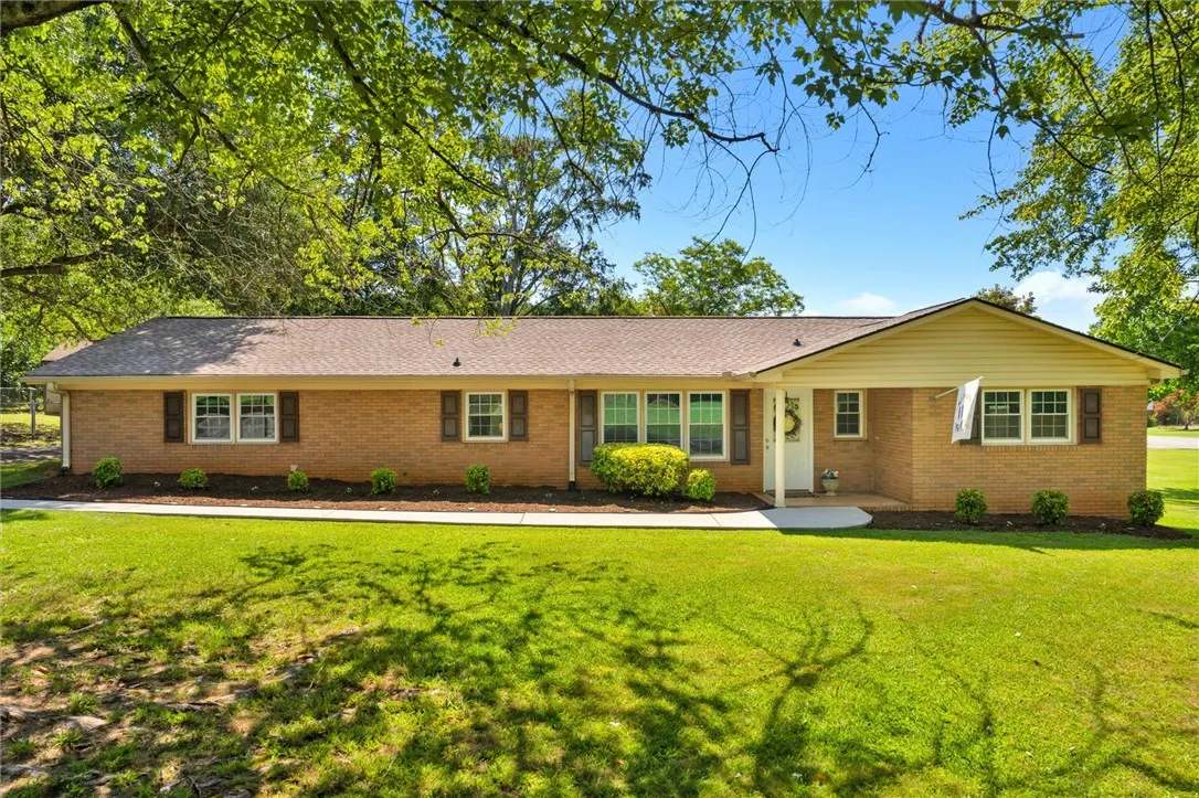 Property image 2 at 102 Griffin Court, Liberty, SC 29657