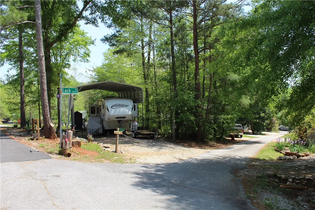 Property image 3 at 1114 Loch Lane, Westminster, SC 29693