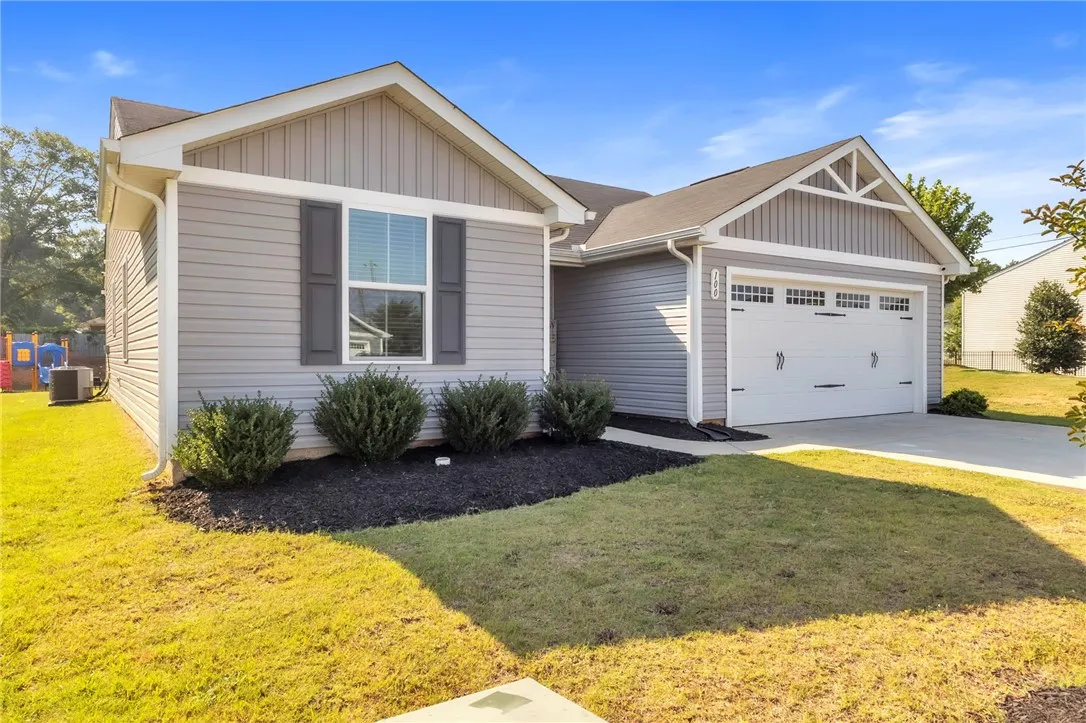 Property image 3 at 100 Bleckley Trail, Anderson, SC 29625