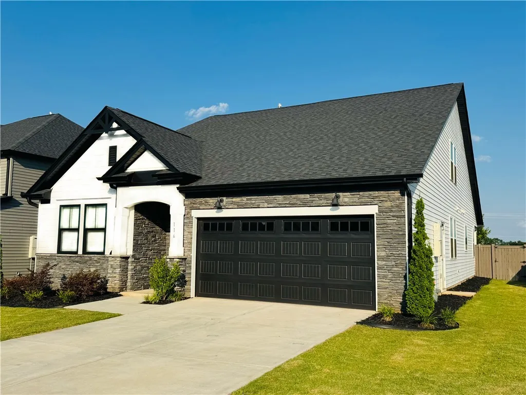Property image 3 at 116 Laurel Oak Drive, Anderson, SC 29621