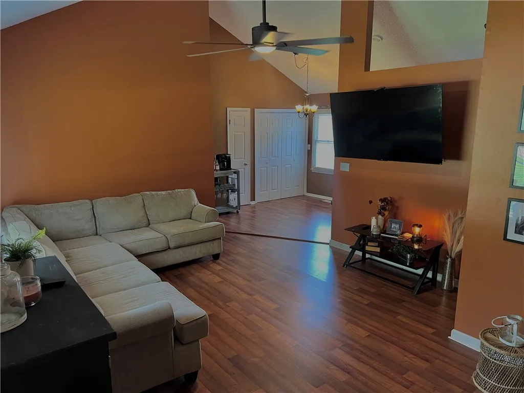 Property image 3 at 448 Timberview Lane, Simpsonville, SC 29681