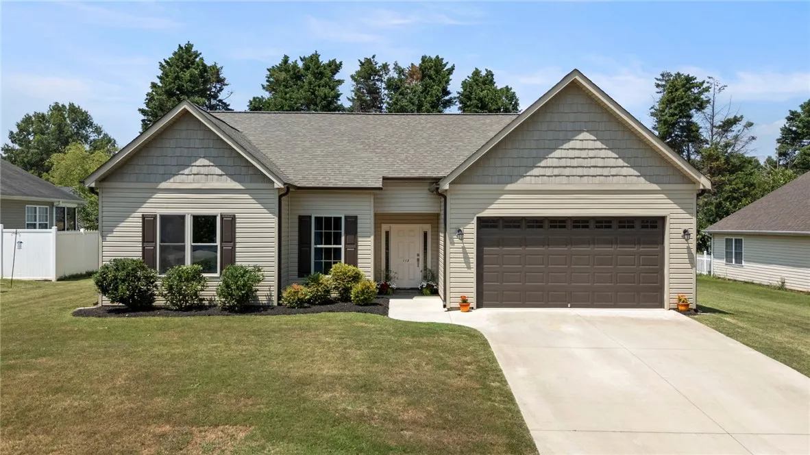 113 Ashwood Lane