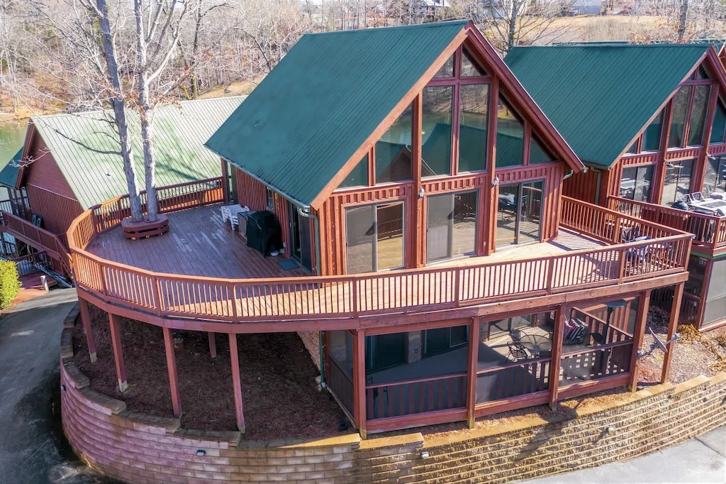 161 Harbour Point Circle